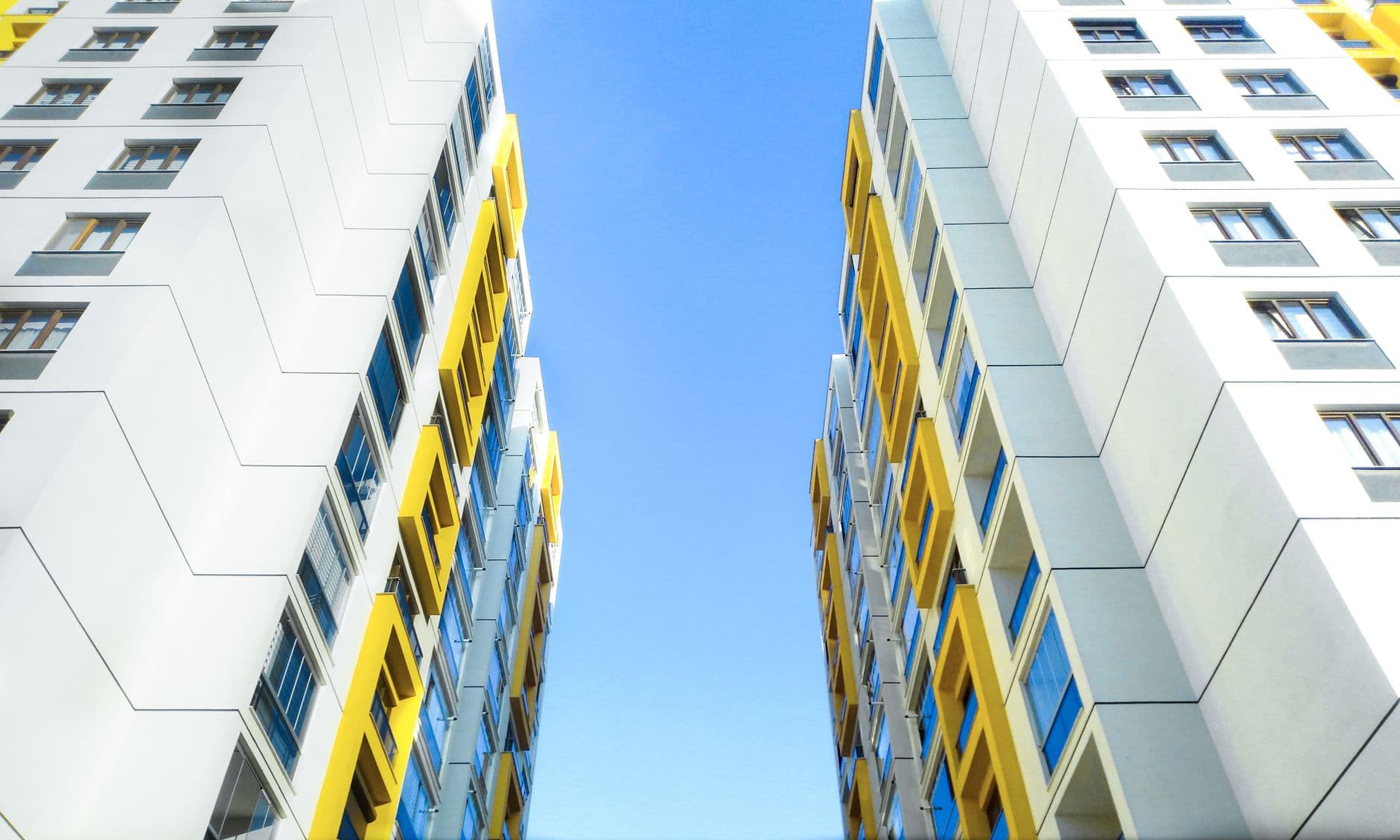 Smart Building and Digital Twin